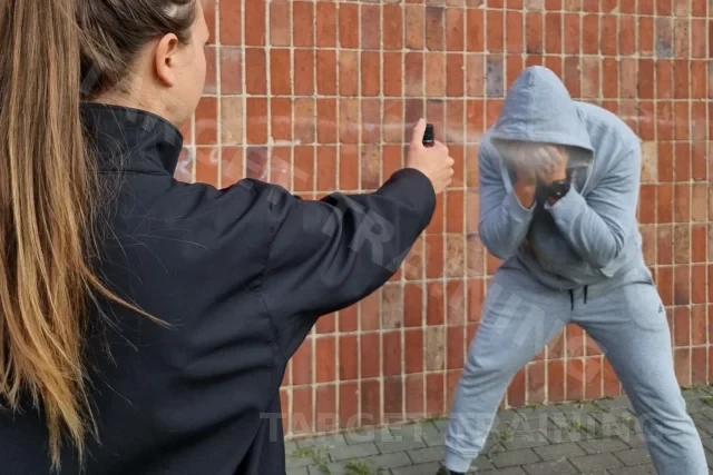 Samoobrona z wykorzystaniem środków i narzędzi improwizowanych