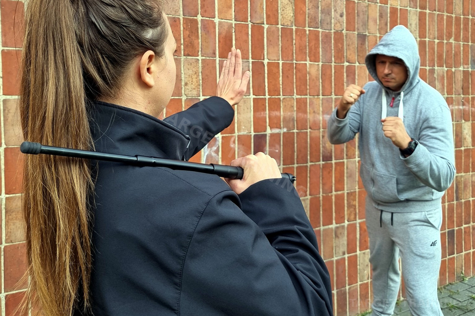 Szkolenie z wykorzystania pałki teleskopowej w samoobronie